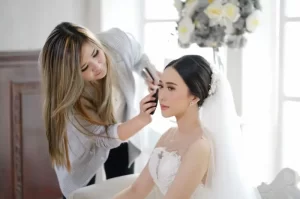 Asian Wedding Makeup: Be the Ultimate Star with Asian Bridal Makeup