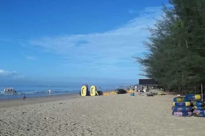 Kemala Beach A Place to Enjoy Stunning Sunsets and Peaceful Ambiance in Balikpapan