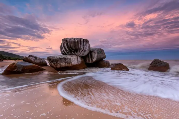 Pasir Panjang Beach in Singkawang, the Best Place to Relax and Play in the Sand